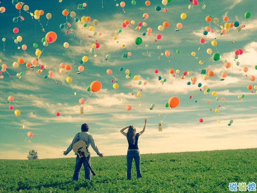 睡前一條朋友圈的經(jīng)典說(shuō)說(shuō)帶圖片 比愛(ài)更深刻經(jīng)典說(shuō)說(shuō)3