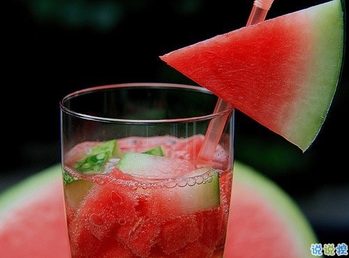 青春文藝說說帶圖片大全唯美 感情經(jīng)得起風(fēng)雨也要經(jīng)得起平凡9