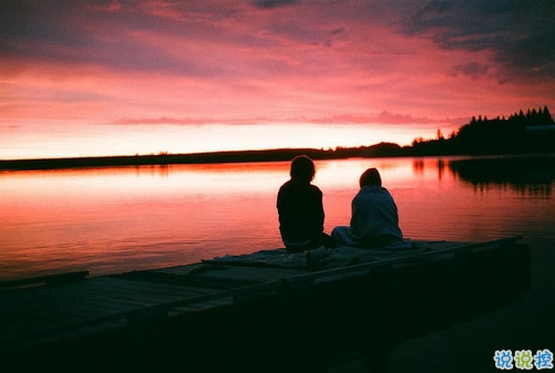 2018點(diǎn)贊最多的說(shuō)說(shuō)加圖片：速熱的人也速凍，熱鬧的人易散場(chǎng)10