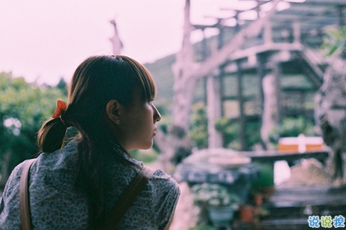 文字控關(guān)于青春成長的唯美說說和圖片 年華是一場(chǎng)無聲劇9