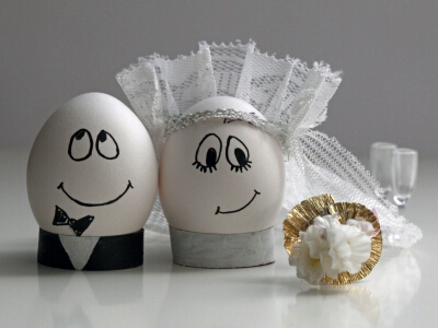 QQ愛情搞笑說說：愿得一人心，免得老相親