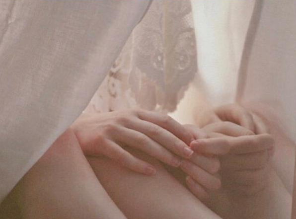 愛(ài)情中的甜蜜小句子 喜歡一個(gè)人的文藝小清新說(shuō)說(shuō)帶圖片8