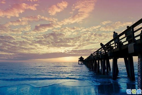 刺痛內(nèi)心的傷感說(shuō)說(shuō)帶圖片 2019最新失落傷感的句子合集2