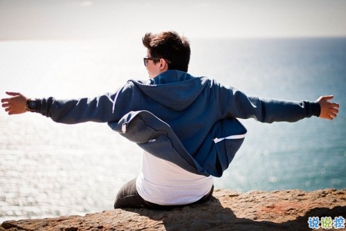 一個人內(nèi)心疼痛的說說帶圖片 痛徹心扉的失戀說說大全6