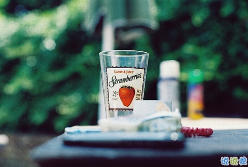 簡簡單單很干凈的愛情說說帶圖片 該留下來的人總會一直在的15