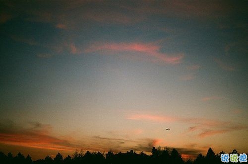 刺痛內(nèi)心的傷感說(shuō)說(shuō)帶圖片 2019最新失落傷感的句子合集15