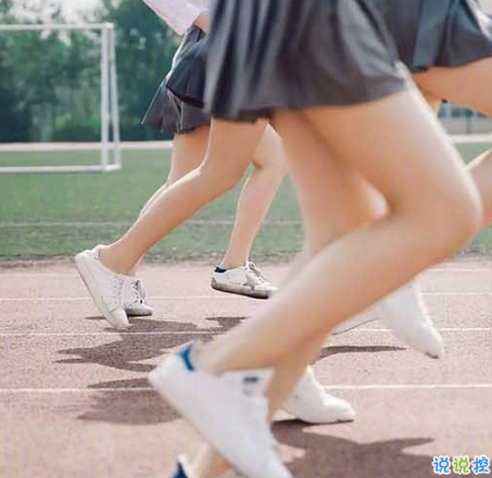 畢業(yè)的句子簡單到哭的帶圖片大全 2018畢業(yè)的傷感句子帶圖片3