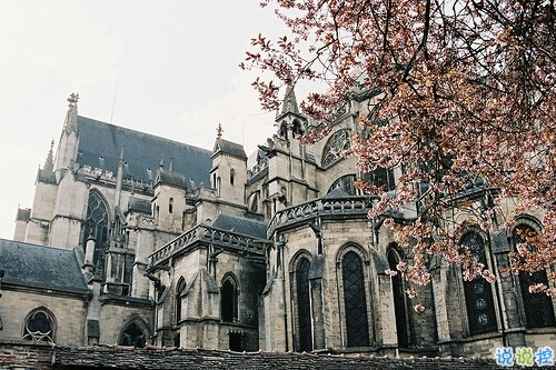 2019最新霸氣獨(dú)特的說說帶圖片 現(xiàn)在很受歡迎的一些個(gè)性句子10