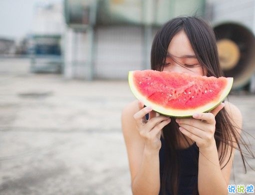 甜蜜情侶的戀愛愛情說說帶圖片 我相信星星會(huì)說話石頭會(huì)開花10