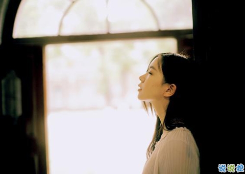 簡單唯美的一句話圖片說說有道理的那種 生活需要一點詩意16