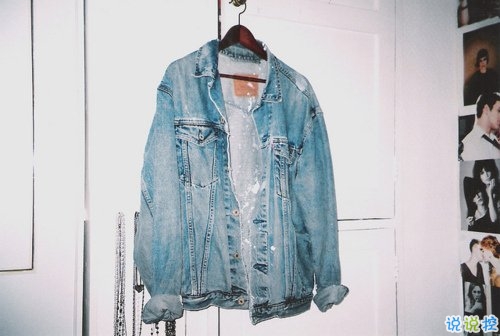 關于思念一個人的圖片說說 他藏在風里藏在雨里藏在剛剛劃過的閃電和雷鳴里4