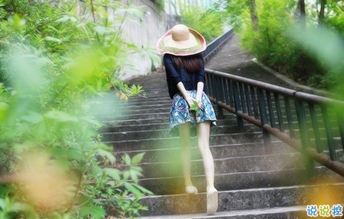 文字控關(guān)于青春成長的唯美說說和圖片 年華是一場(chǎng)無聲劇13