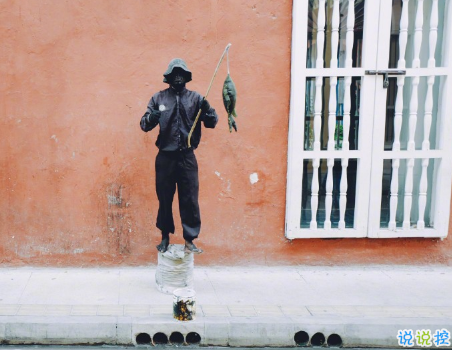 女生傷感說說好聽心碎帶圖片 淚流成河的戳心傷感說說配圖10