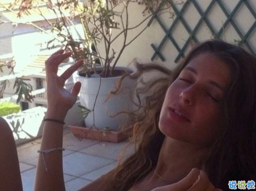 適合女生的愛情說說帶圖片最新 一不小心太喜歡你了14