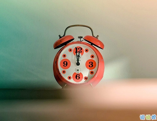 適合孤獨(dú)時(shí)候發(fā)的治愈心情說說帶圖片 孤獨(dú)沒有形狀卻是無數(shù)個(gè)你白日的模樣14