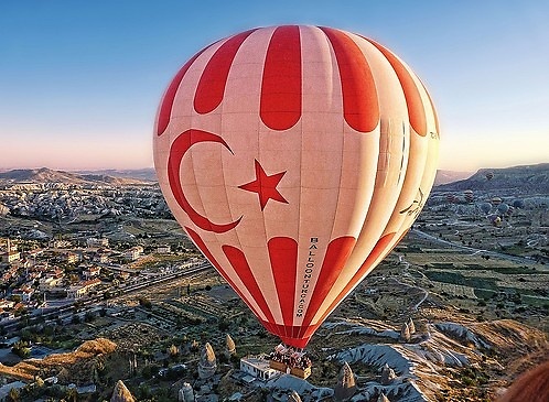 關(guān)于愛情的一些文藝清新小句子帶圖片 認(rèn)識(shí)你是我今年最大的收獲。10