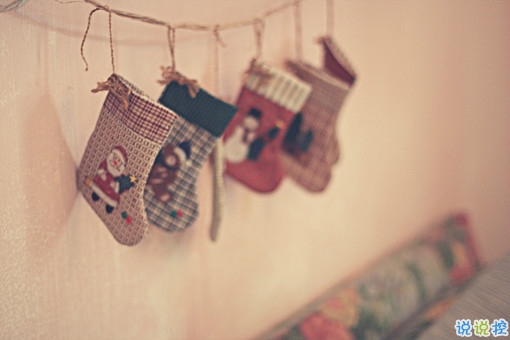 女生傷感說說真情流露帶圖片 短一點(diǎn)的女生說說心碎難過9