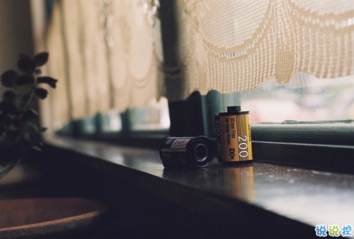 關(guān)于生活的文字控唯美英文說說帶圖片 很經(jīng)典現(xiàn)實(shí)的英文說說大全3