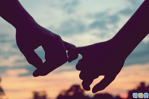 女生超拽霸氣說(shuō)說(shuō)配圖大全 現(xiàn)在最火的心酸短句帶圖片14