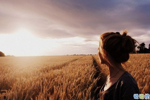 2018最精辟最火的愛情說說配圖 關(guān)于愛情的經(jīng)典哲理說說14