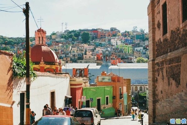 文字控喜歡的簡(jiǎn)單唯美的一句話說(shuō)說(shuō)帶圖片 煙塵滾滾一路行來(lái)我應(yīng)是迷了路了5