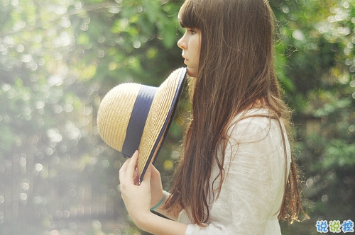 抖音超拽霸氣說(shuō)說(shuō)很特別 一身傲氣從不服輸?shù)恼f(shuō)說(shuō)2