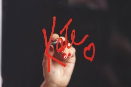 關(guān)于愛情很有哲理的經(jīng)典長說說?愛情是什么？8