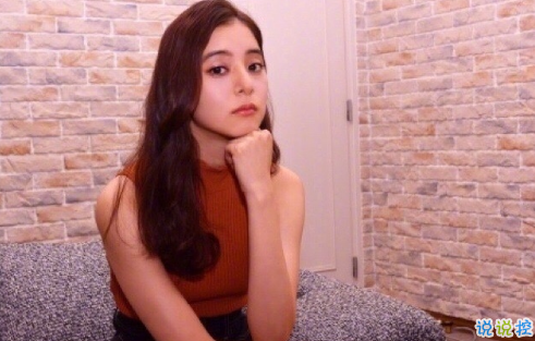 文字控圖片說說精選：希望你能越來越喜歡我，然后表現(xiàn)得明顯一點(diǎn)1