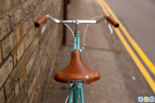 對(duì)于感情我認(rèn)輸?shù)恼f說帶圖片 心碎難過說說感到撕心裂肺7