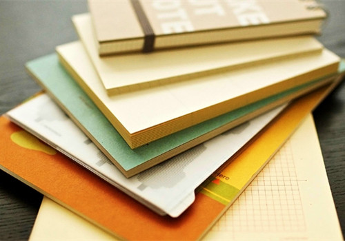 痛徹心扉的傷感愛(ài)情說(shuō)說(shuō)帶圖片 我在每個(gè)下雨天想起你1