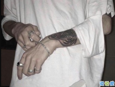 男生霸道高傲說(shuō)說(shuō)帶圖片 男生霸氣社會(huì)句子1