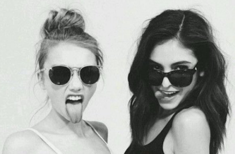 致閨蜜心情圖片說說帶字：感謝在最美的年華遇見你7