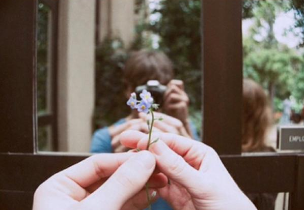 愛(ài)情中的甜蜜小句子 喜歡一個(gè)人的文藝小清新說(shuō)說(shuō)帶圖片7