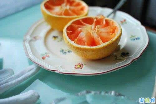 讀起來讓人心痛的情感句子帶圖片 最痛苦的不是不曾擁有而是差一點(diǎn)就可以。6