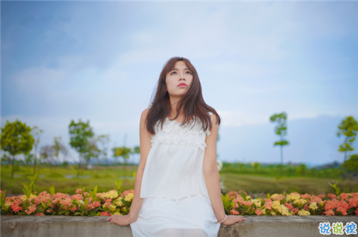 七堇年經(jīng)典語錄關(guān)于青春和愛情的句子 青春年少的經(jīng)典語錄七堇年太經(jīng)典了1