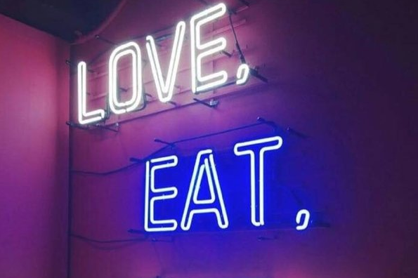 突如其來(lái)的傷感感到心痛的圖片說(shuō)說(shuō)2