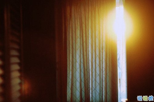 2018每一個字都描繪特別美的唯美說說配圖 2018超唯美的經(jīng)典說說3