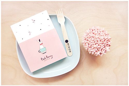 簡(jiǎn)單的一句話寫盡了傷感帶圖片 我不愿拿一生去等那句別來無恙12