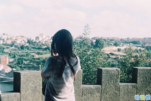 流淚走過(guò)人生之路的經(jīng)典說(shuō)說(shuō) 很經(jīng)典很現(xiàn)實(shí)的生活說(shuō)說(shuō)大全1