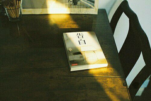 適合心情不好發(fā)的傷感難過(guò)說(shuō)說(shuō)帶圖片 這一次我放你走好不好15