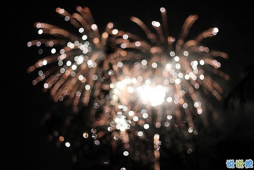 引流潮流的超拽個(gè)性說說帶圖片 男生女生都可用的個(gè)性說說配圖12