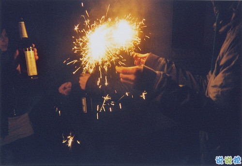 2019抖音經(jīng)典愛情說說帶圖片 長大后逐漸懂得的愛情道理6