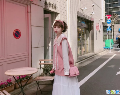 2018社會人說說配圖精選：不要因為空虛就去愛不合適的人12