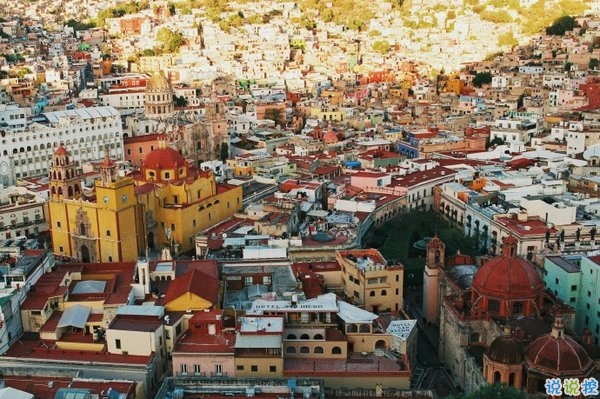 文字控喜歡的簡(jiǎn)單唯美的一句話說(shuō)說(shuō)帶圖片 煙塵滾滾一路行來(lái)我應(yīng)是迷了路了15