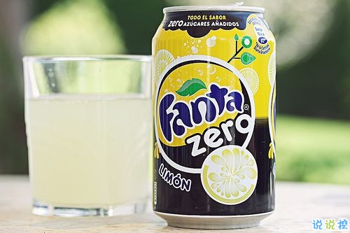 有些傷感的關(guān)于人生和成長的說說帶圖片 生活的本質(zhì)就是離別6