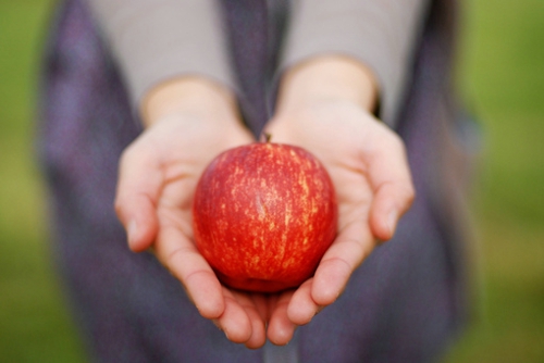 關(guān)于人生哲理和現(xiàn)實(shí)經(jīng)歷的一句話簡單精辟的說說帶圖片5