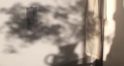 忽而夏至的悲傷日記的傷感說(shuō)說(shuō)配圖 你最美的青春都在陪他吃苦6