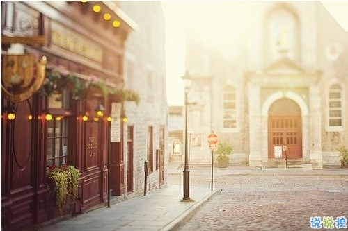 簡簡單單很干凈的愛情說說帶圖片 該留下來的人總會一直在的13