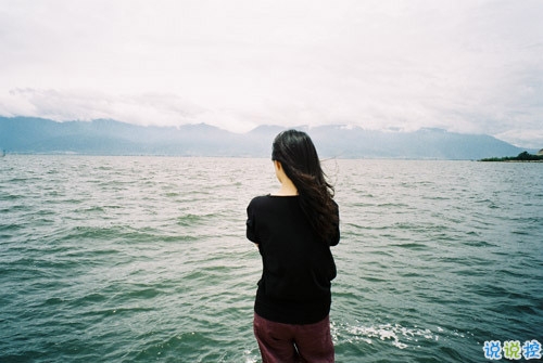 2018超拽霸氣的個(gè)性說(shuō)說(shuō)帶圖片 女生男生都可以發(fā)的2018超拽酷炫說(shuō)說(shuō)8