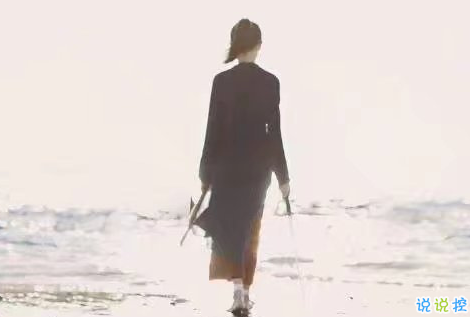 充滿(mǎn)正能量陽(yáng)光的簡(jiǎn)單說(shuō)說(shuō)帶圖片 適合女生的正能量說(shuō)說(shuō)配圖10